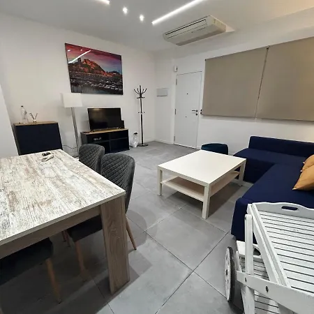 Hall Loft 200m Playa 4 Pers لقنت